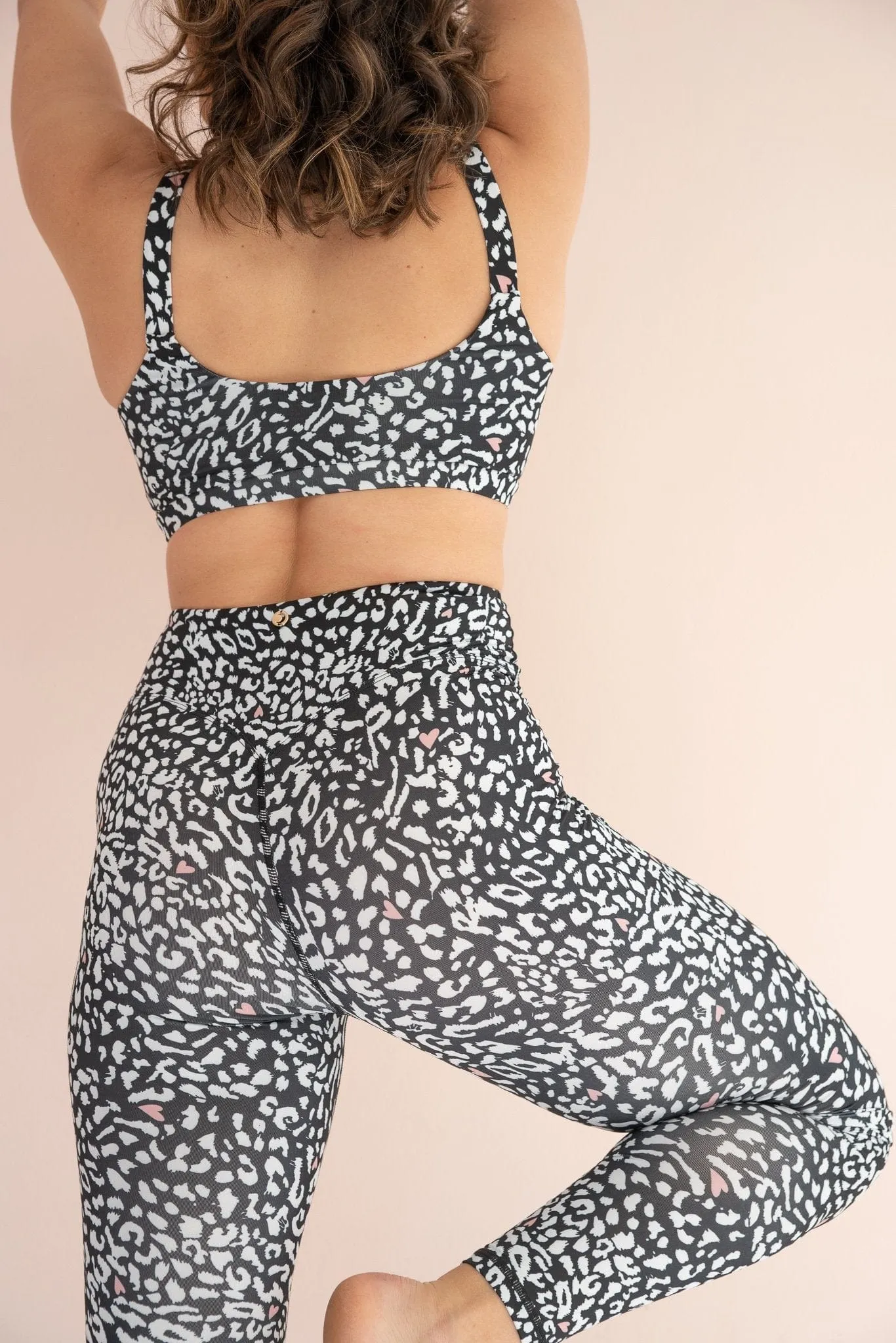 Mia Bottom - Leopard Leggings Recycled Black Leopard